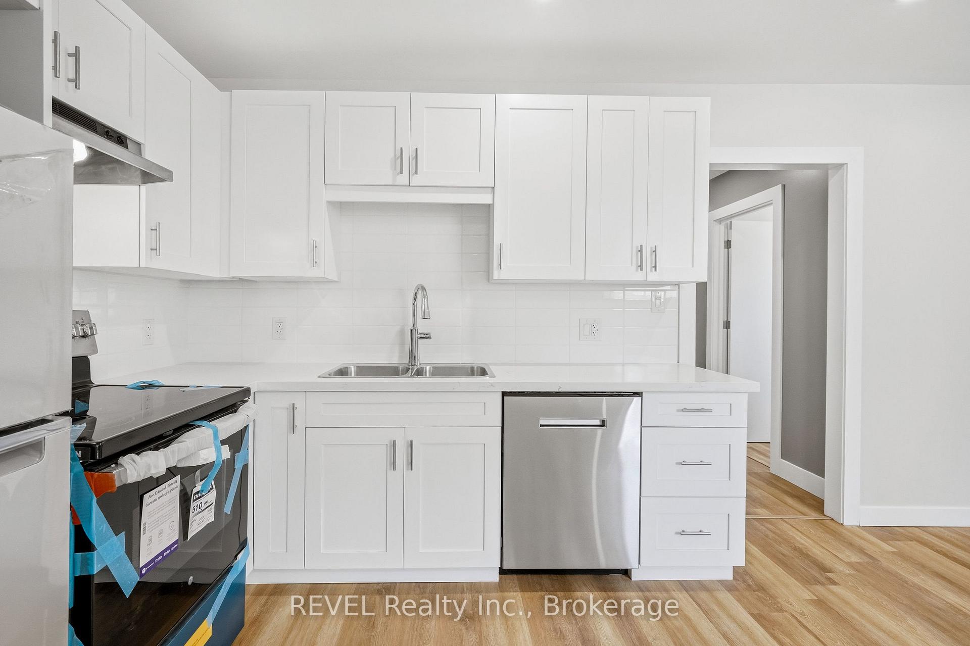 Photo 8 of Unit LOWER, 6166 Wildrose Crescent, Niagara Falls, Oldfield — HOMEH