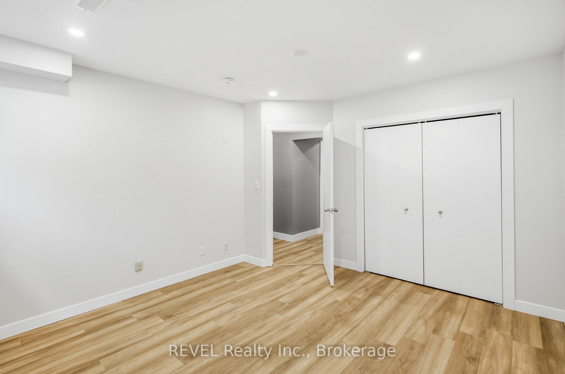 Photo 11 of Unit LOWER, 6166 Wildrose Crescent, Niagara Falls, Oldfield — HOMEH