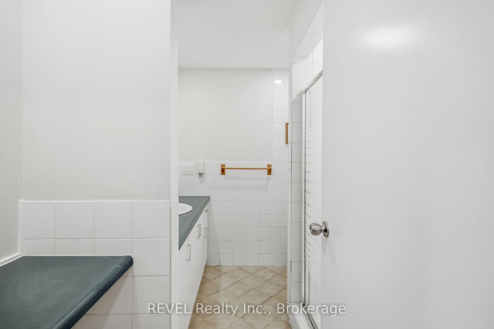 Photo 13 of Unit LOWER, 6166 Wildrose Crescent, Niagara Falls, Oldfield — HOMEH