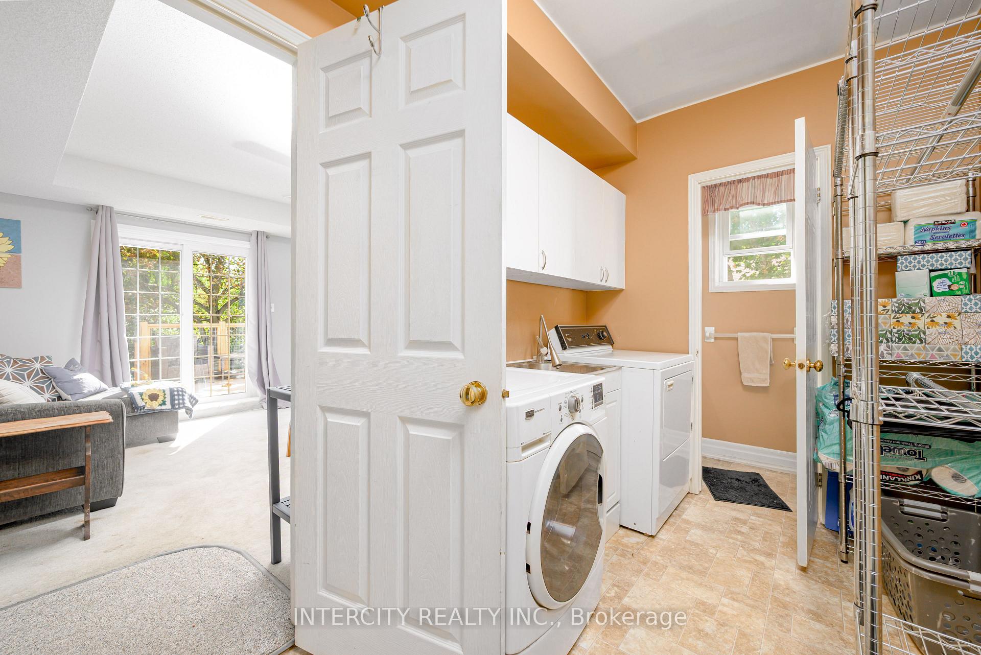Photo 29 of 48 Champlain Boulevard, Kawartha Lakes, Lindsay — HOMEH