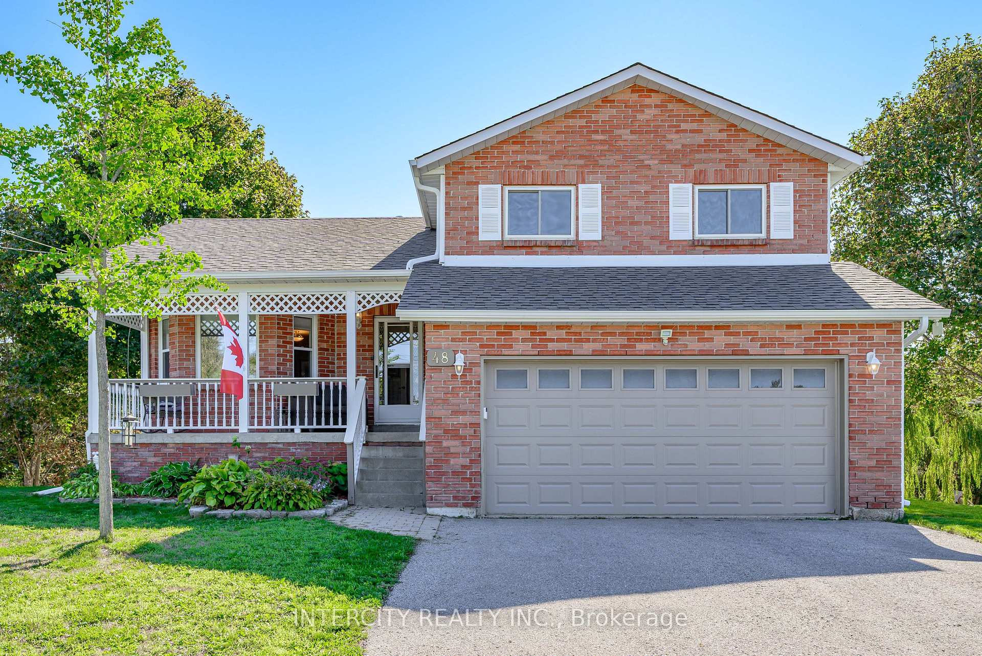 Photo 2 of 48 Champlain Boulevard, Kawartha Lakes, Lindsay — HOMEH