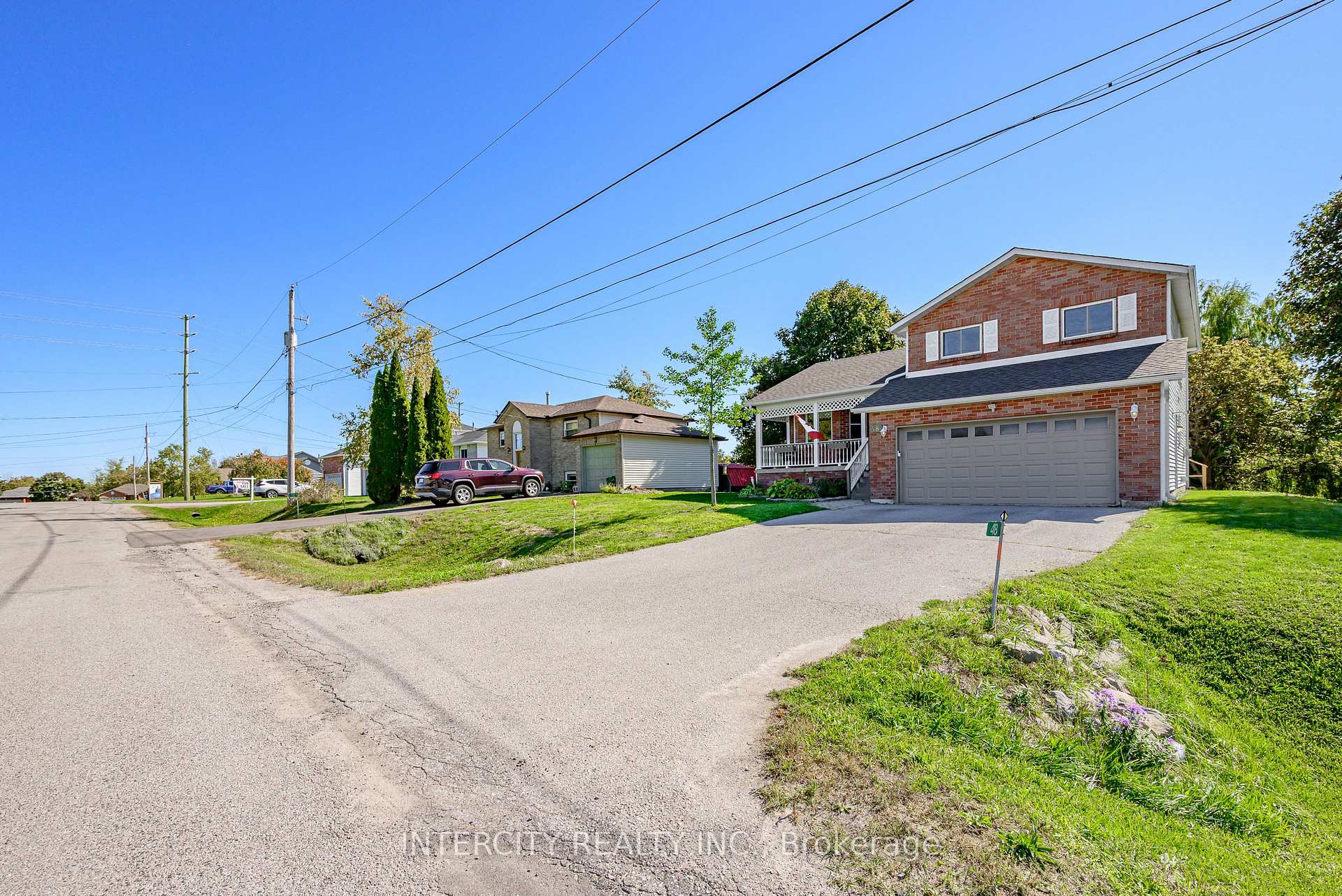Photo 6 of 48 Champlain Boulevard, Kawartha Lakes, Lindsay — HOMEH