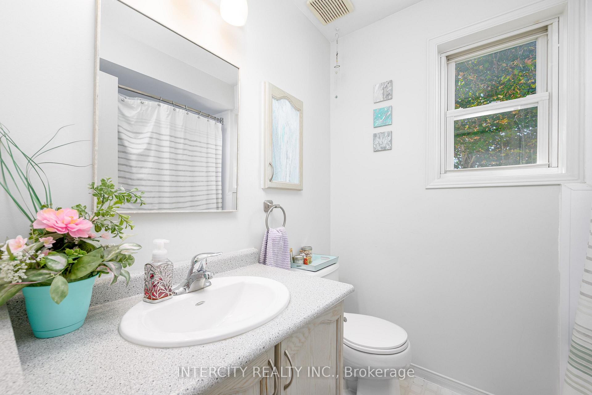 Photo 72 of 48 Champlain Boulevard, Kawartha Lakes, Lindsay — HOMEH