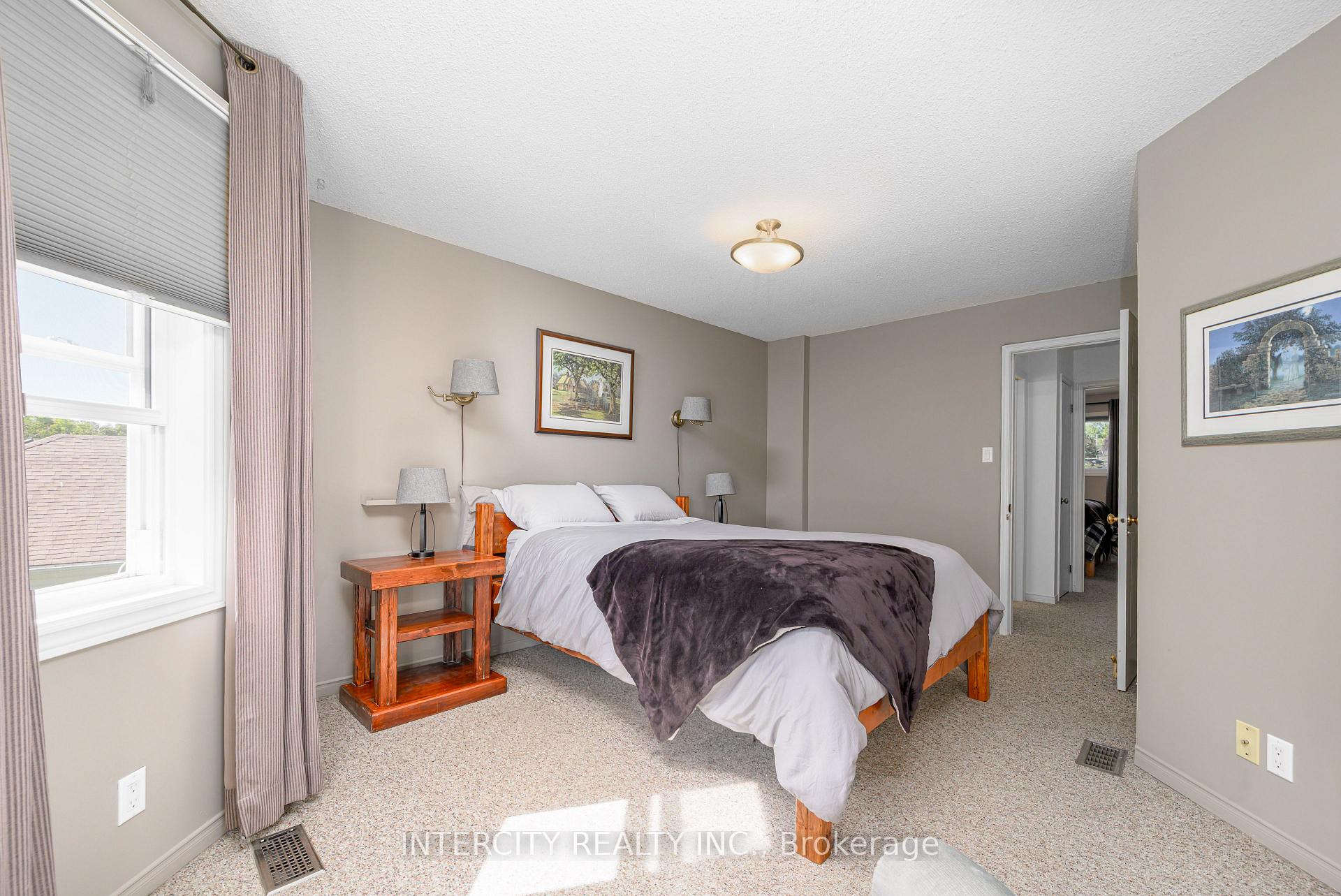 Photo 76 of 48 Champlain Boulevard, Kawartha Lakes, Lindsay — HOMEH