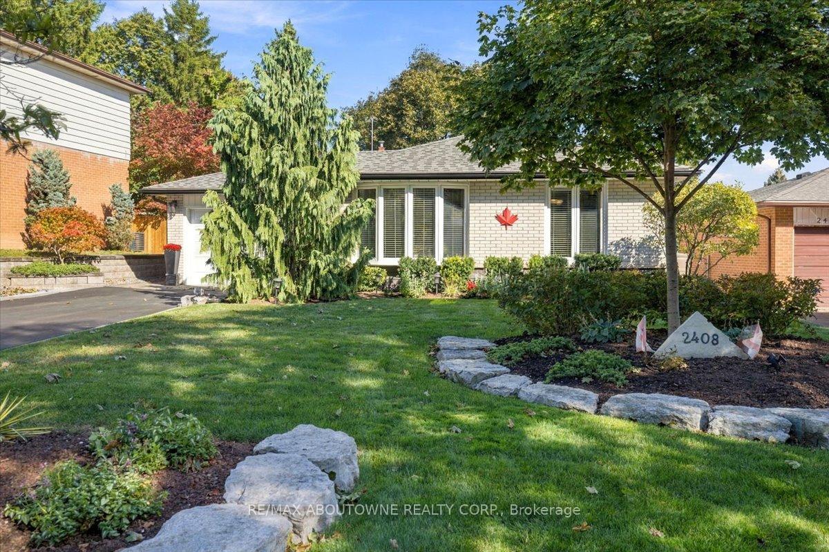 Photo 1 of 2408 Hereford Crescent, Burlington, Mountainside — HOMEH