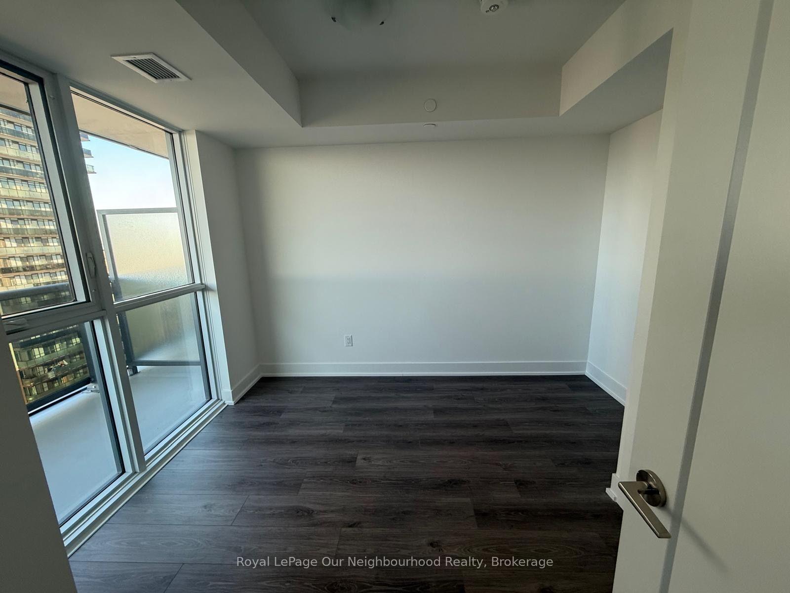 Photo 5 of Unit 1415, 2545 Simcoe Street N, Oshawa, Windfields — HOMEH