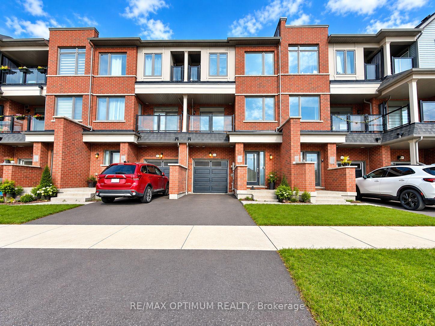 Photo 3 of 2004 Cameron Lott Crescent, Oshawa, Kedron — HOMEH