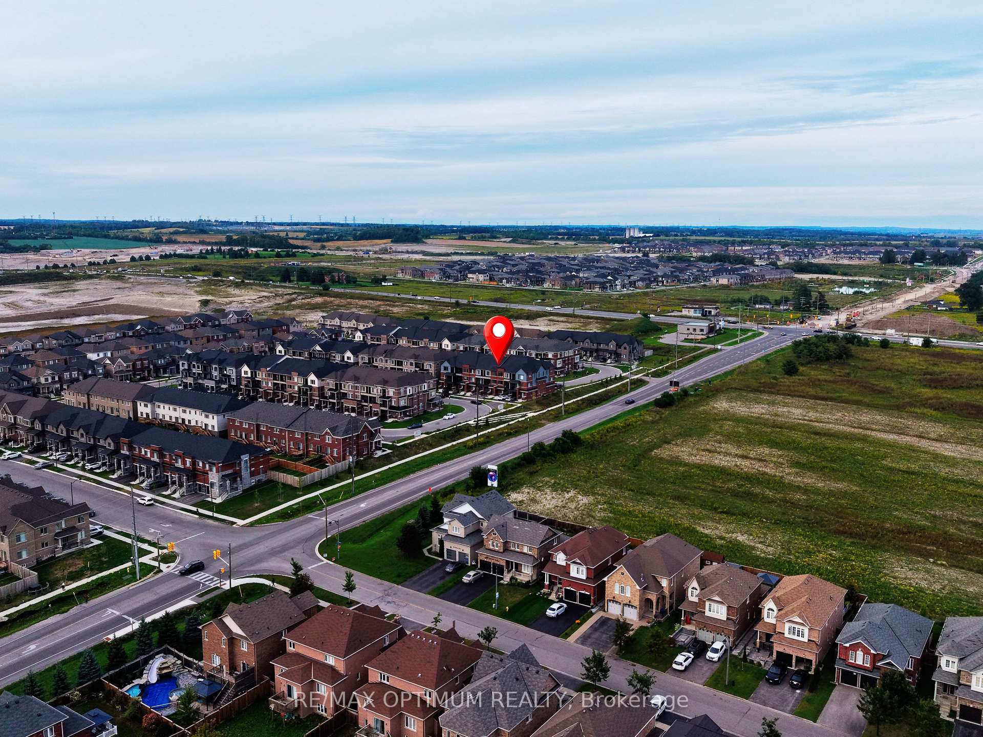Photo 35 of 2004 Cameron Lott Crescent, Oshawa, Kedron — HOMEH
