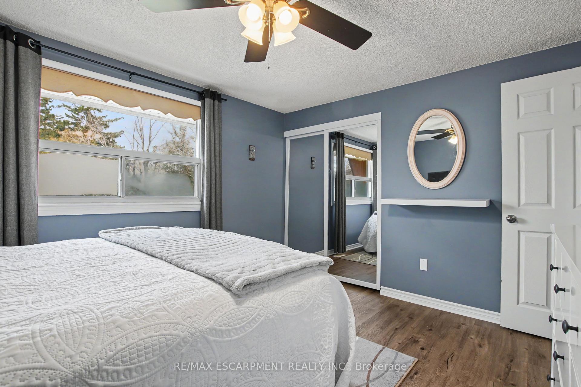 Photo 15 of Unit 4, 661 Francis Road, Burlington, LaSalle — HOMEH