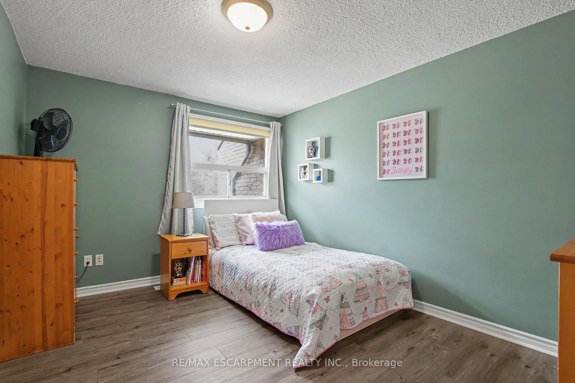 Photo 16 of Unit 4, 661 Francis Road, Burlington, LaSalle — HOMEH