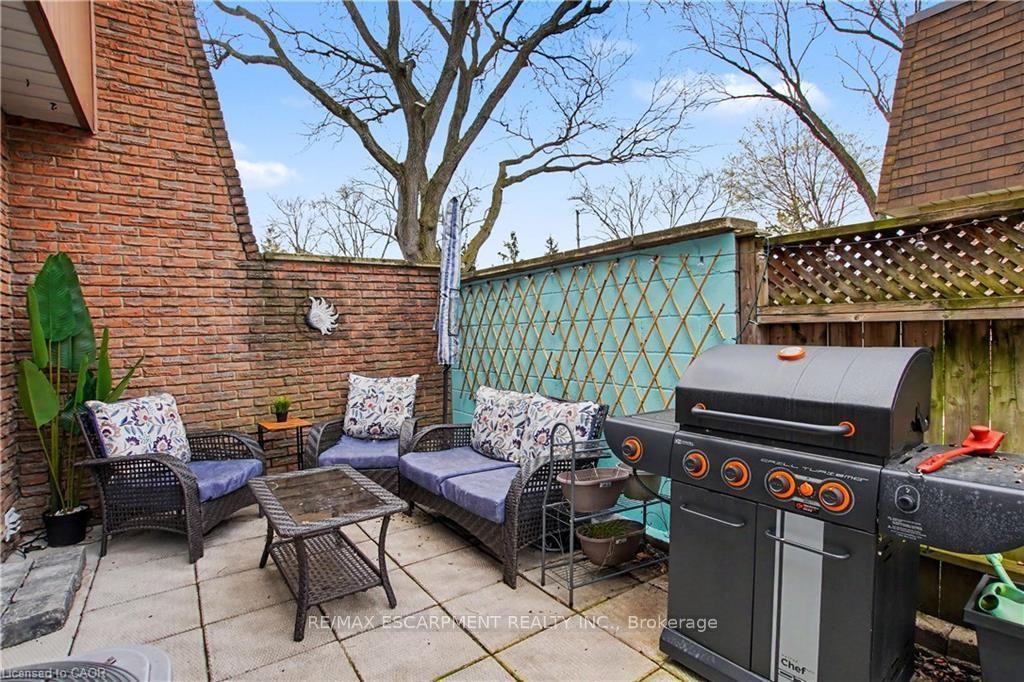Photo 25 of Unit 4, 661 Francis Road, Burlington, LaSalle — HOMEH