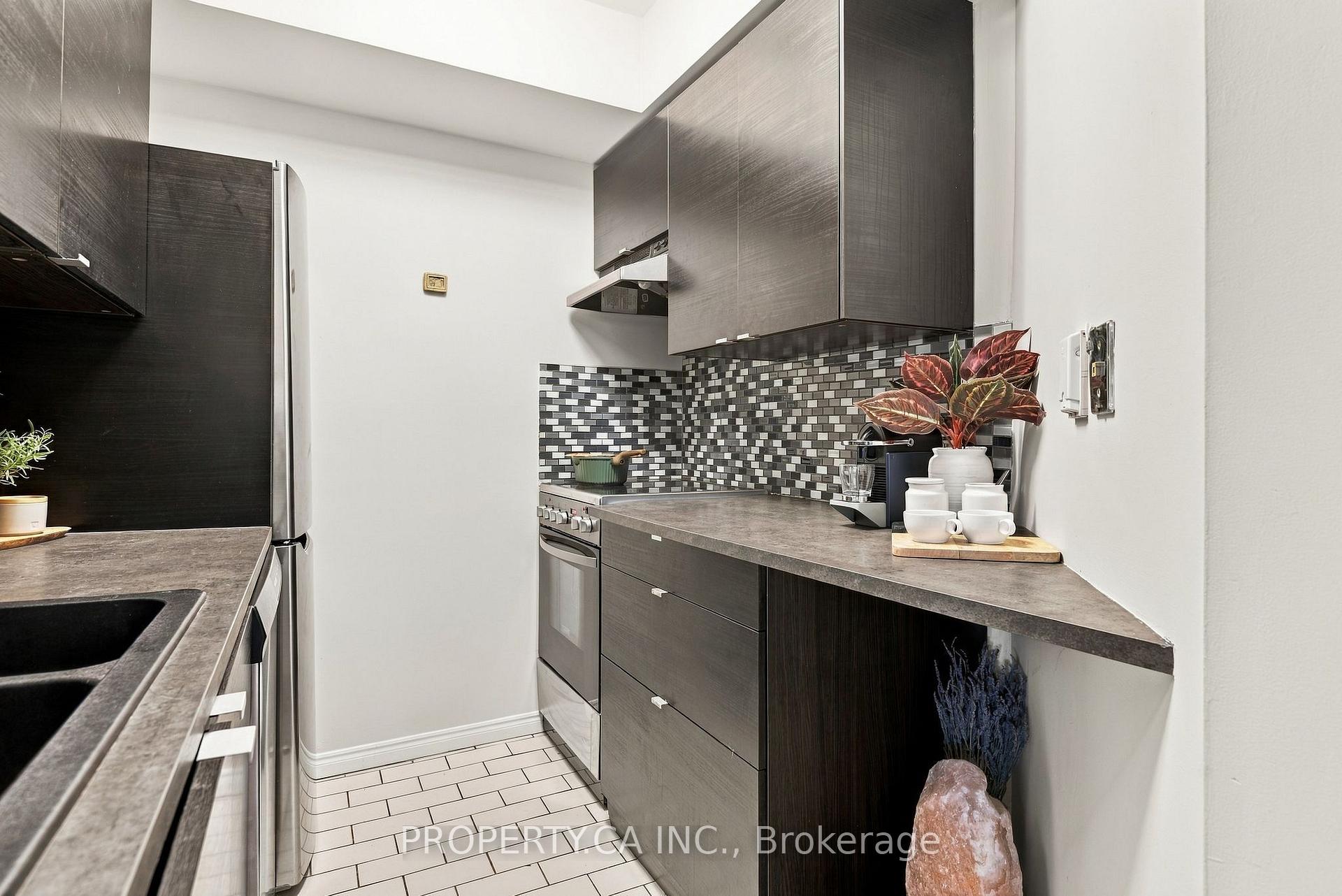 Photo 27 of Unit 625, 222 The Esplanade Avenue, Toronto, Waterfront Communities — HOMEH