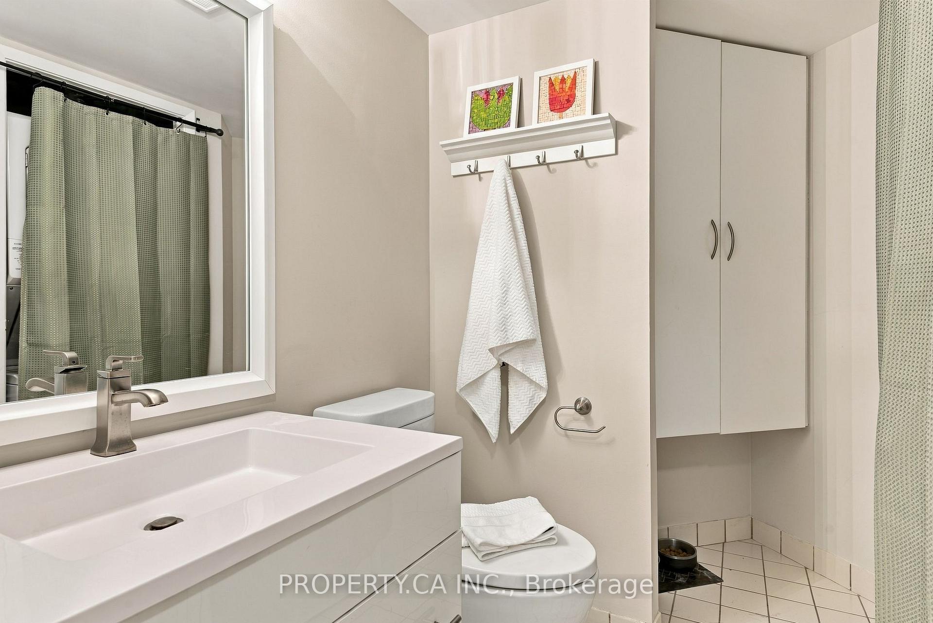Photo 32 of Unit 625, 222 The Esplanade Avenue, Toronto, Waterfront Communities — HOMEH