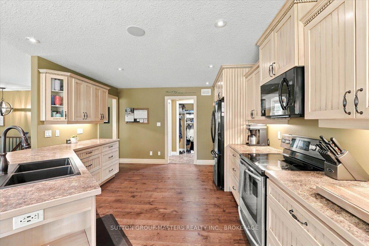 Photo 13 of 1304 County Road 64, Quinte West, Murray Ward — HOMEH