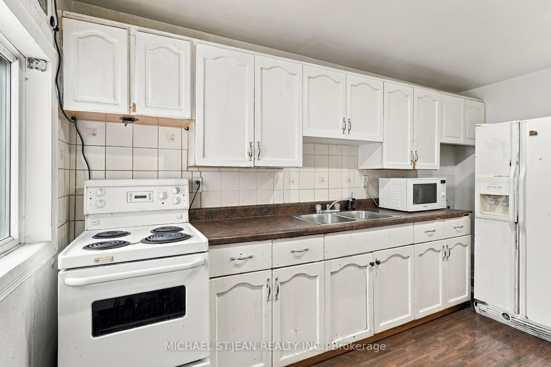 Photo 32 of 463 Wellington Street N, Hamilton, North End — HOMEH