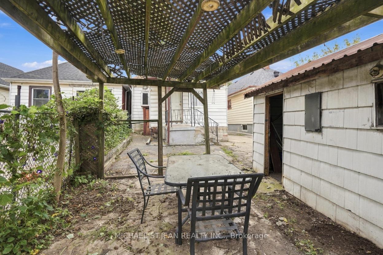 Photo 48 of 463 Wellington Street N, Hamilton, North End — HOMEH
