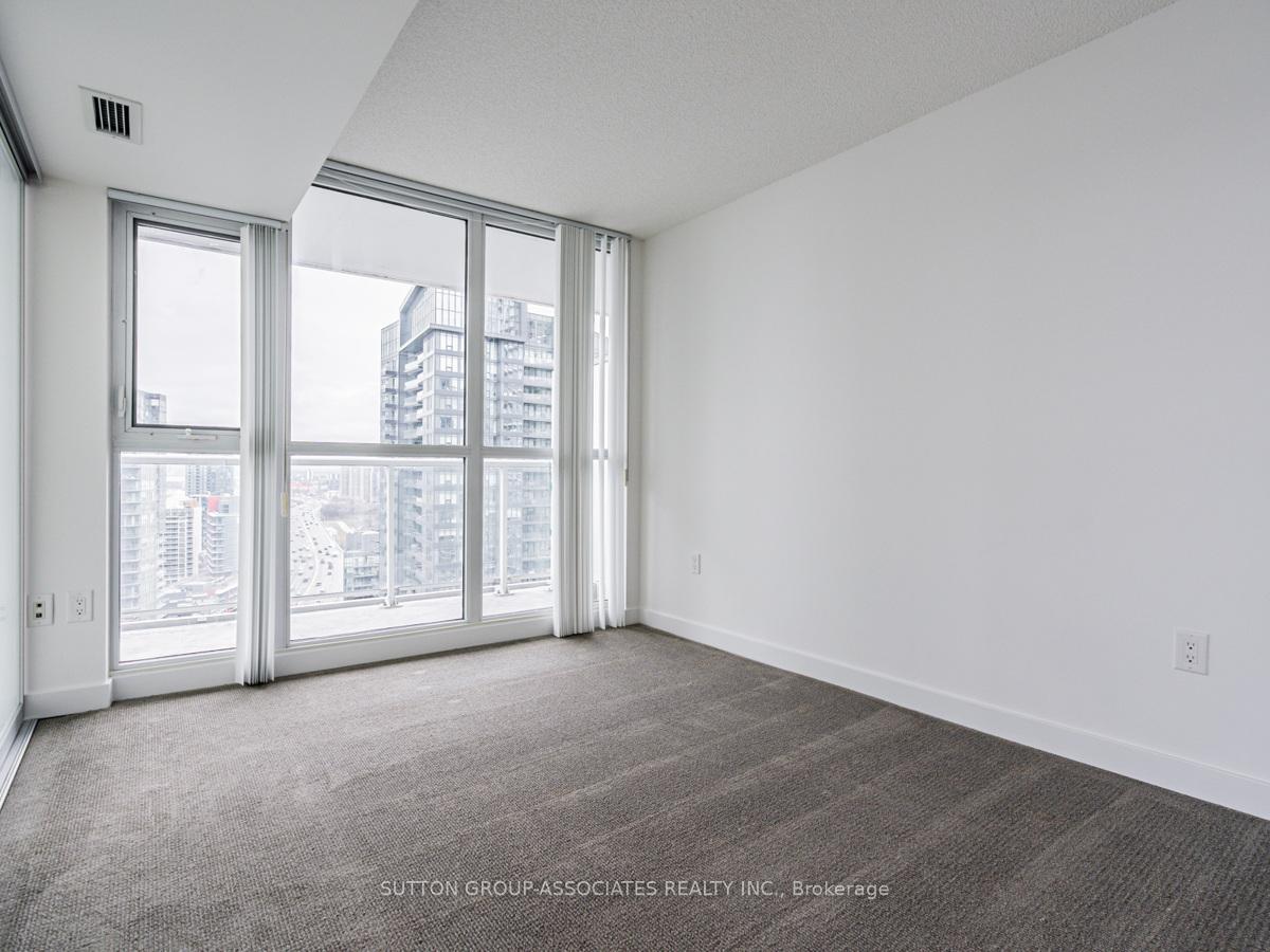 Photo 9 of Unit 2808, 75 Queens Wharf Road, Toronto, Waterfront Communities — HOMEH