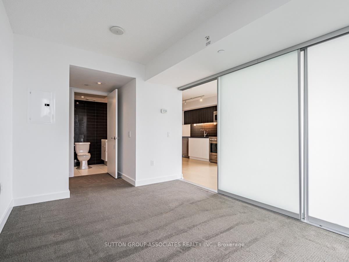 Photo 11 of Unit 2808, 75 Queens Wharf Road, Toronto, Waterfront Communities — HOMEH