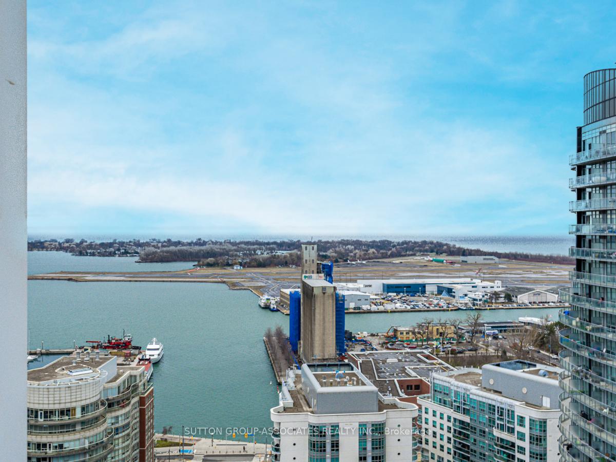 Photo 14 of Unit 2808, 75 Queens Wharf Road, Toronto, Waterfront Communities — HOMEH