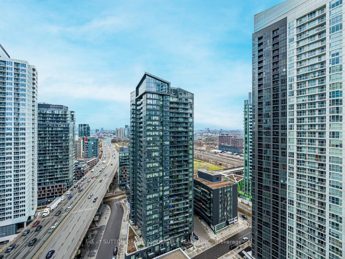 Photo 18 of Unit 2808, 75 Queens Wharf Road, Toronto, Waterfront Communities — HOMEH
