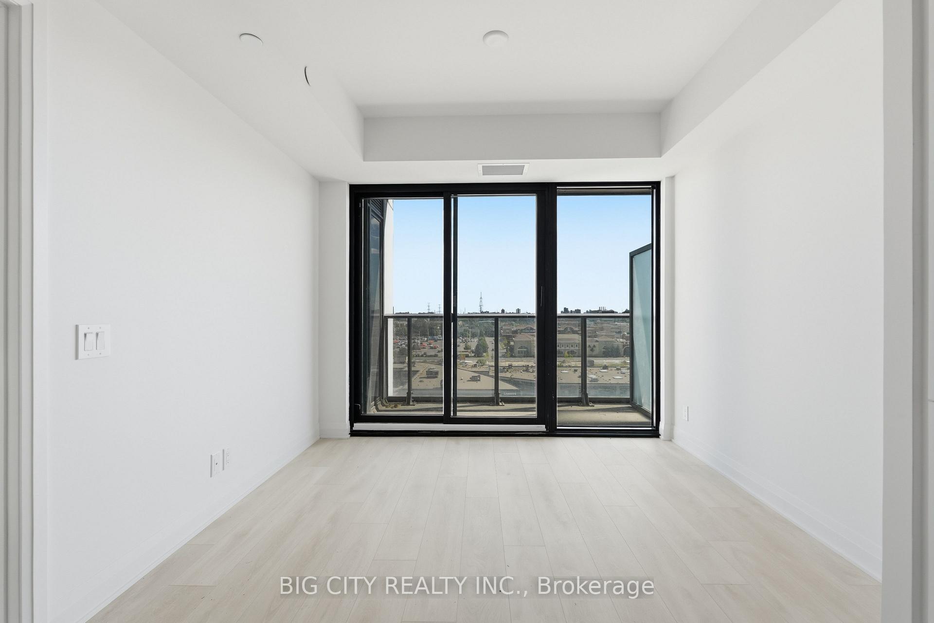 Photo 10 of Unit 811, 25 Frederick Todd Way, Toronto, Thorncliffe Park — HOMEH
