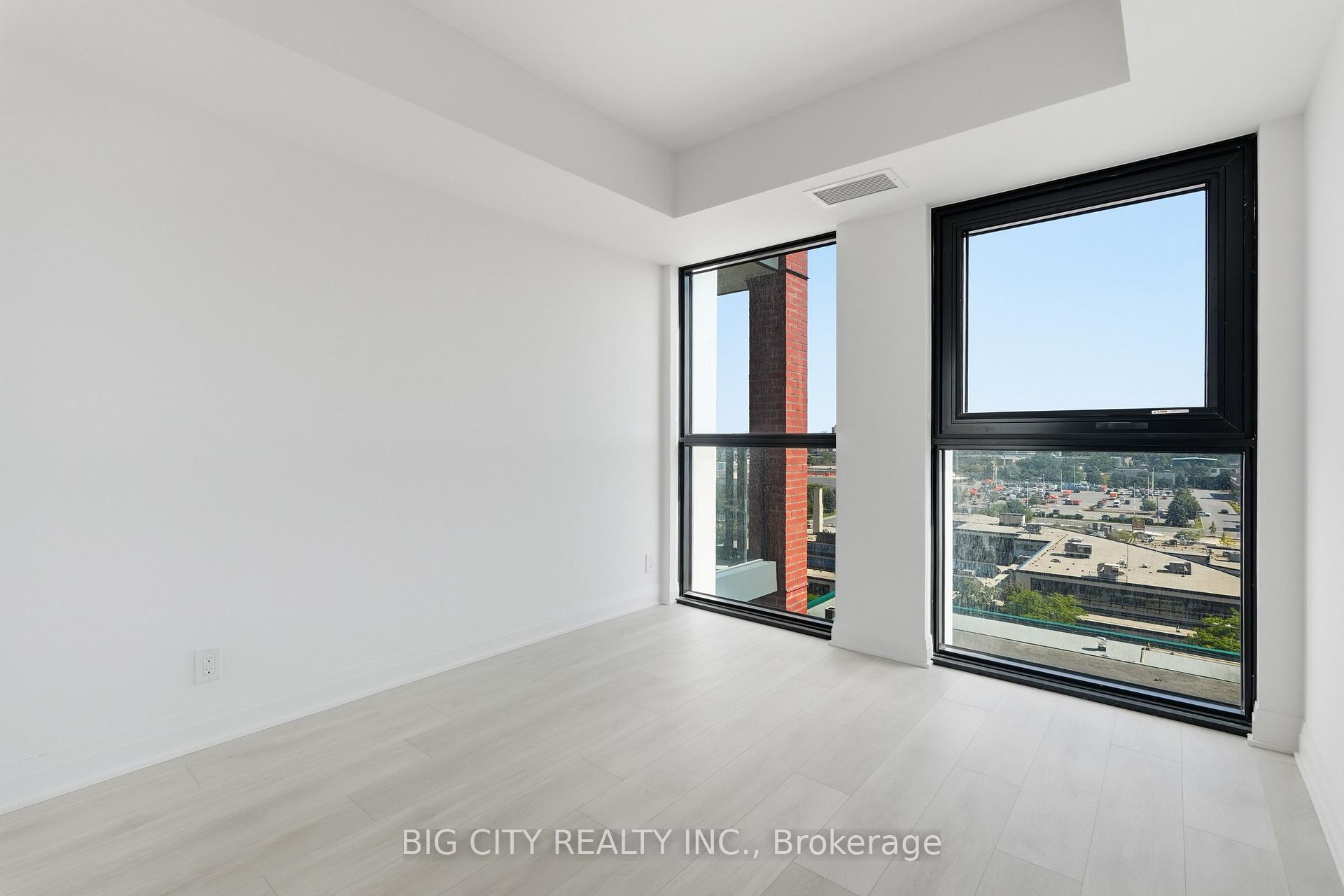 Photo 17 of Unit 811, 25 Frederick Todd Way, Toronto, Thorncliffe Park — HOMEH