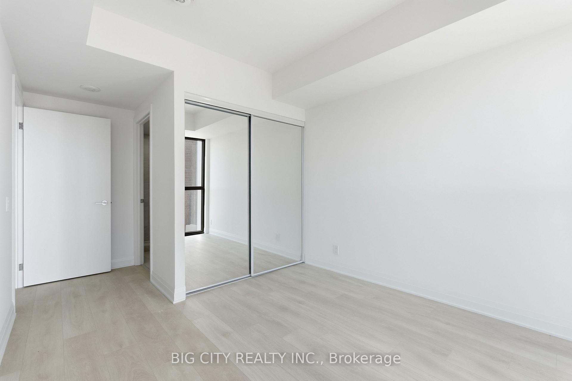 Photo 18 of Unit 811, 25 Frederick Todd Way, Toronto, Thorncliffe Park — HOMEH