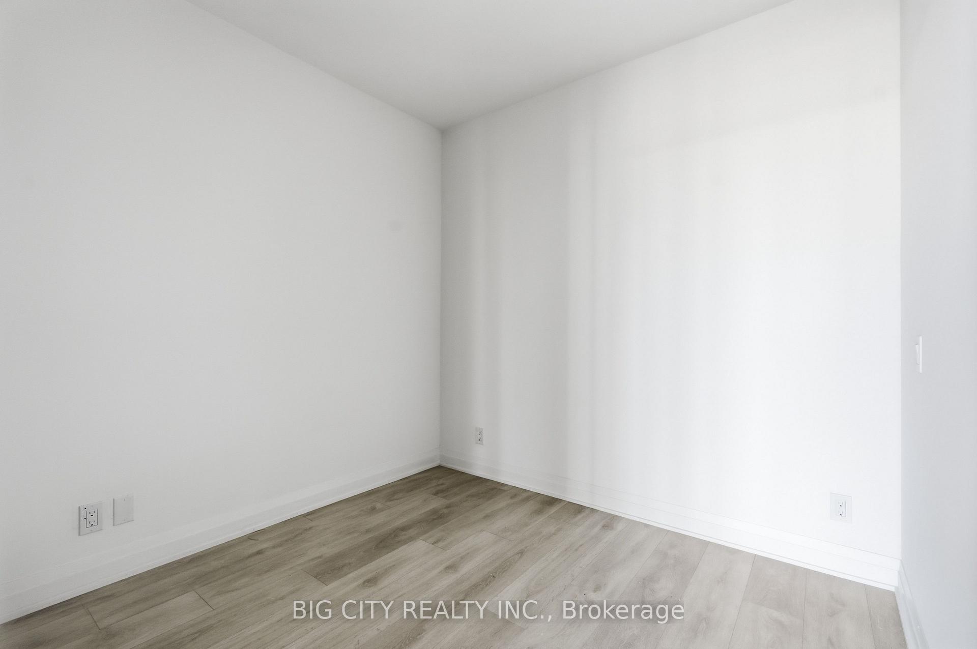 Photo 21 of Unit 811, 25 Frederick Todd Way, Toronto, Thorncliffe Park — HOMEH