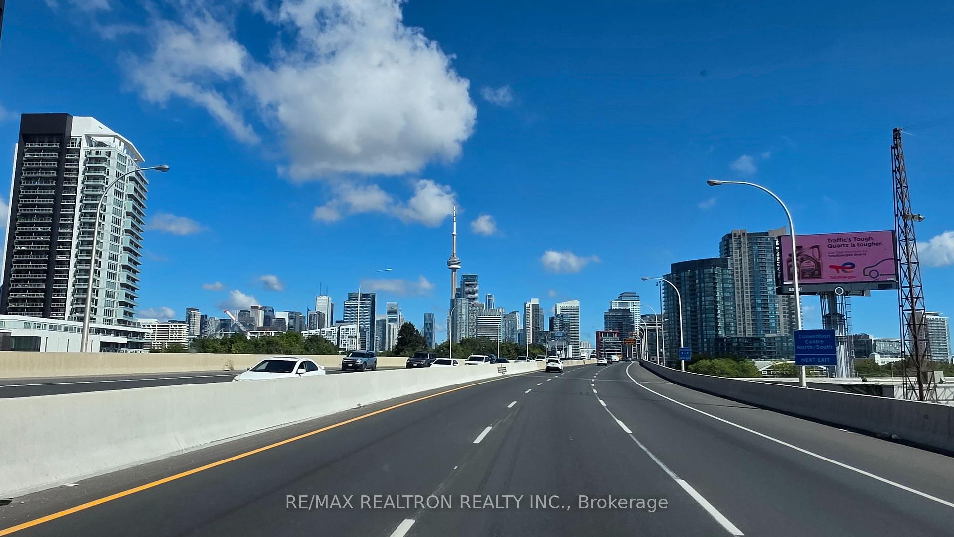 Photo 15 of Unit 607, 105 The Queensway Avenue, Toronto, High Park-Swansea — HOMEH