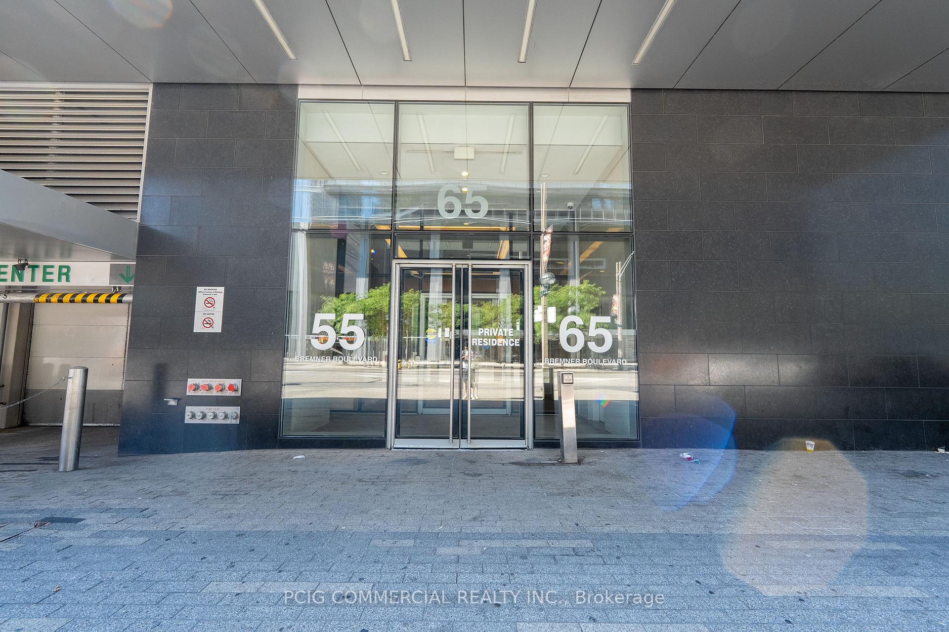 Photo 3 of Unit 3307, 55 Bremner Boulevard, Toronto, Waterfront Communities — HOMEH