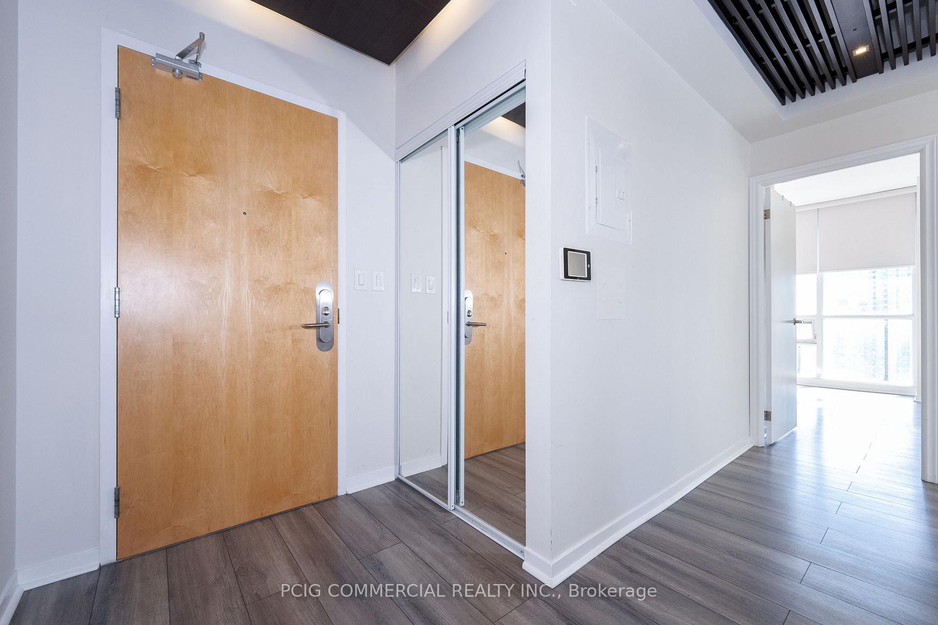 Photo 13 of Unit 3307, 55 Bremner Boulevard, Toronto, Waterfront Communities — HOMEH