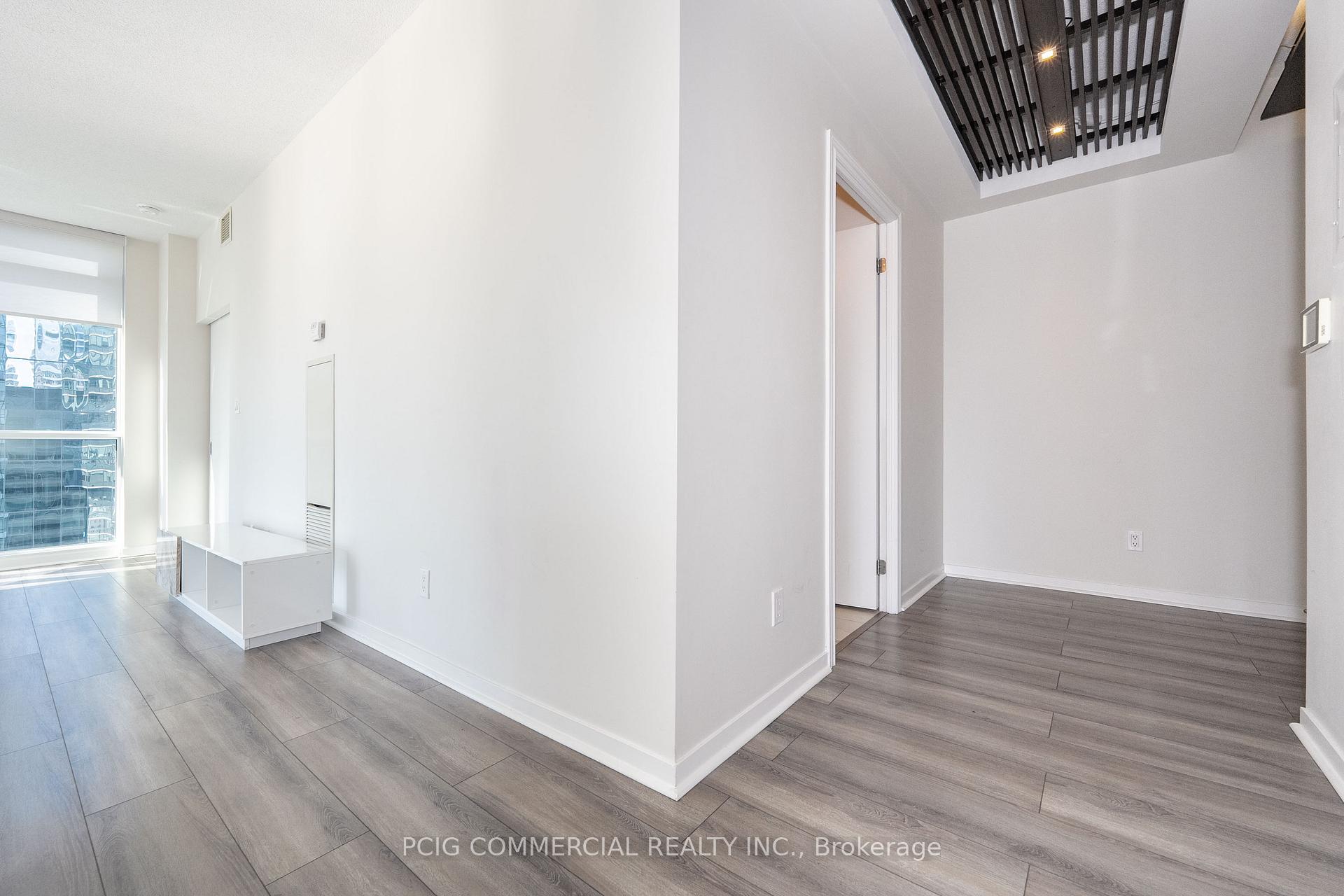 Photo 18 of Unit 3307, 55 Bremner Boulevard, Toronto, Waterfront Communities — HOMEH