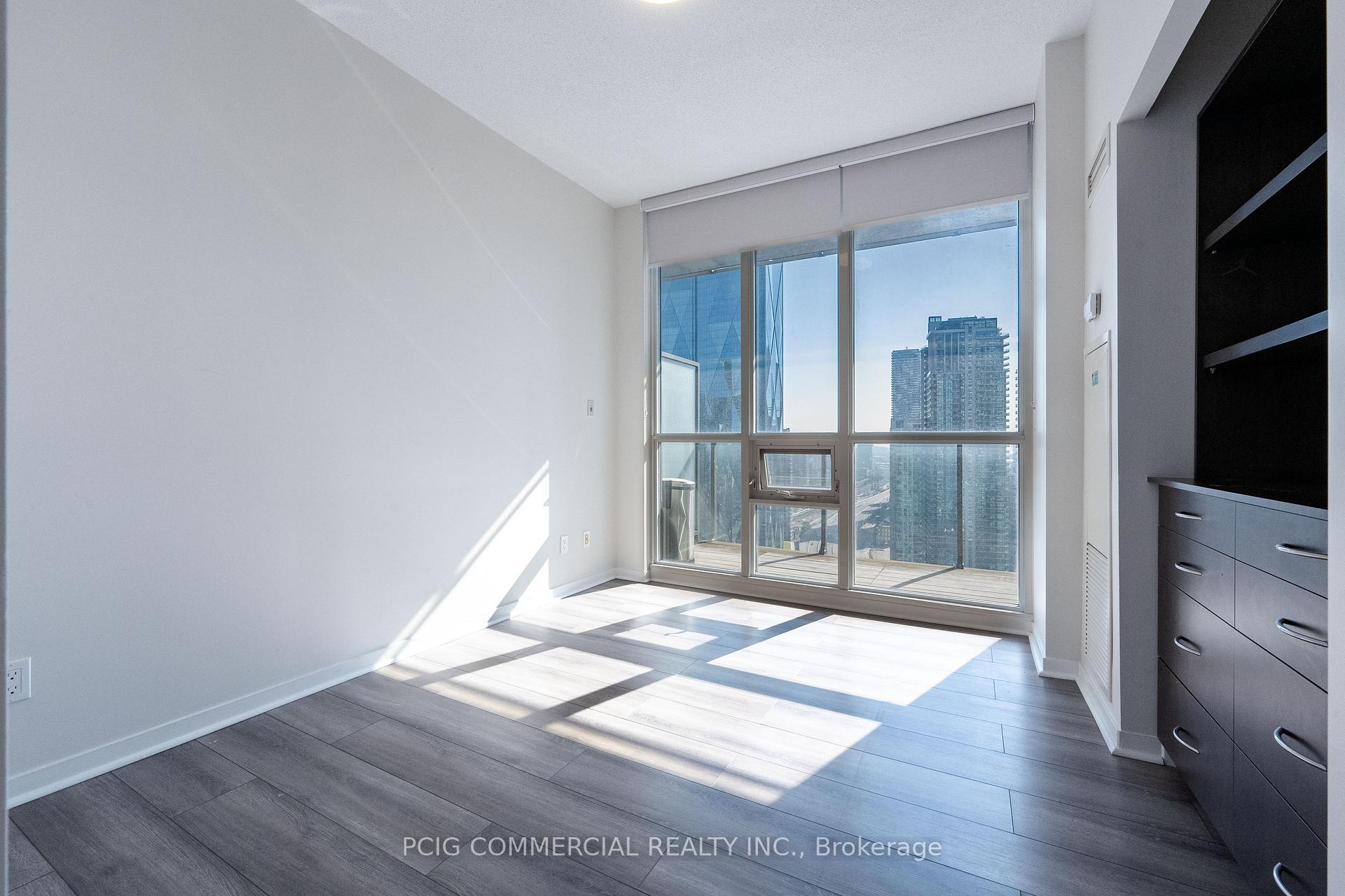 Photo 21 of Unit 3307, 55 Bremner Boulevard, Toronto, Waterfront Communities — HOMEH
