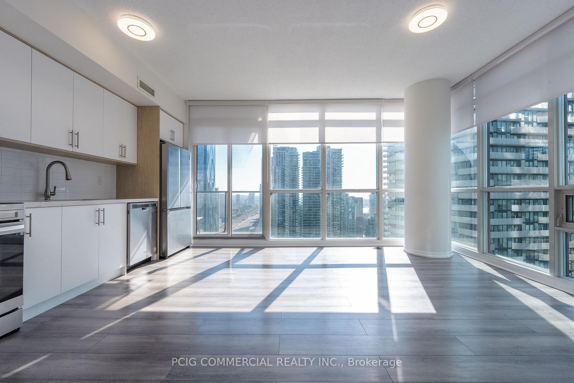 Photo 27 of Unit 3307, 55 Bremner Boulevard, Toronto, Waterfront Communities — HOMEH