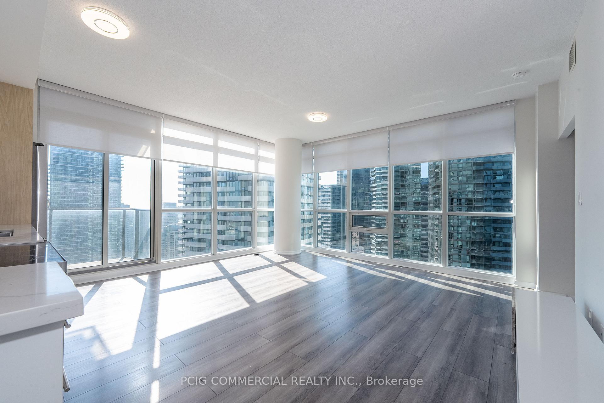 Photo 28 of Unit 3307, 55 Bremner Boulevard, Toronto, Waterfront Communities — HOMEH