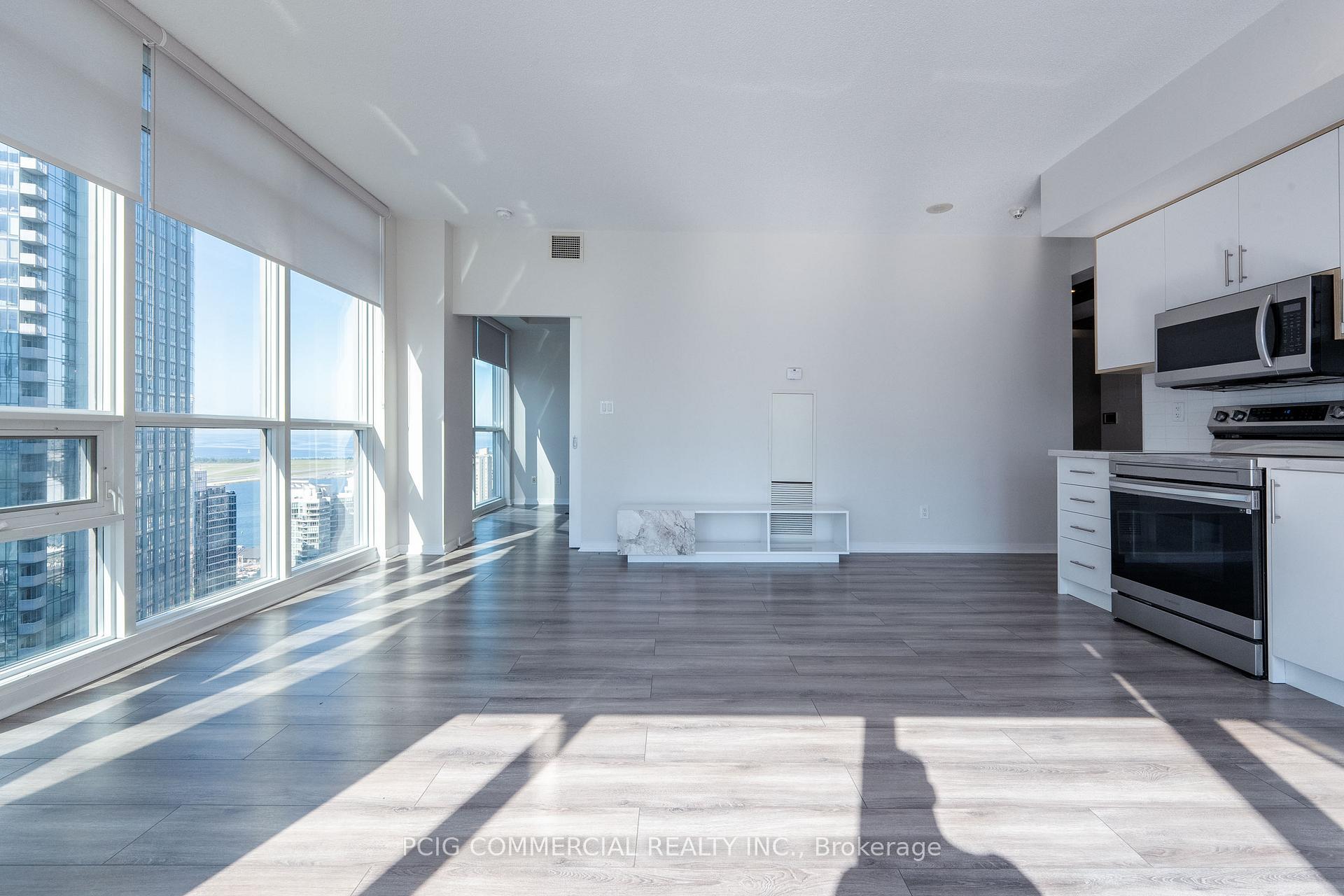 Photo 33 of Unit 3307, 55 Bremner Boulevard, Toronto, Waterfront Communities — HOMEH