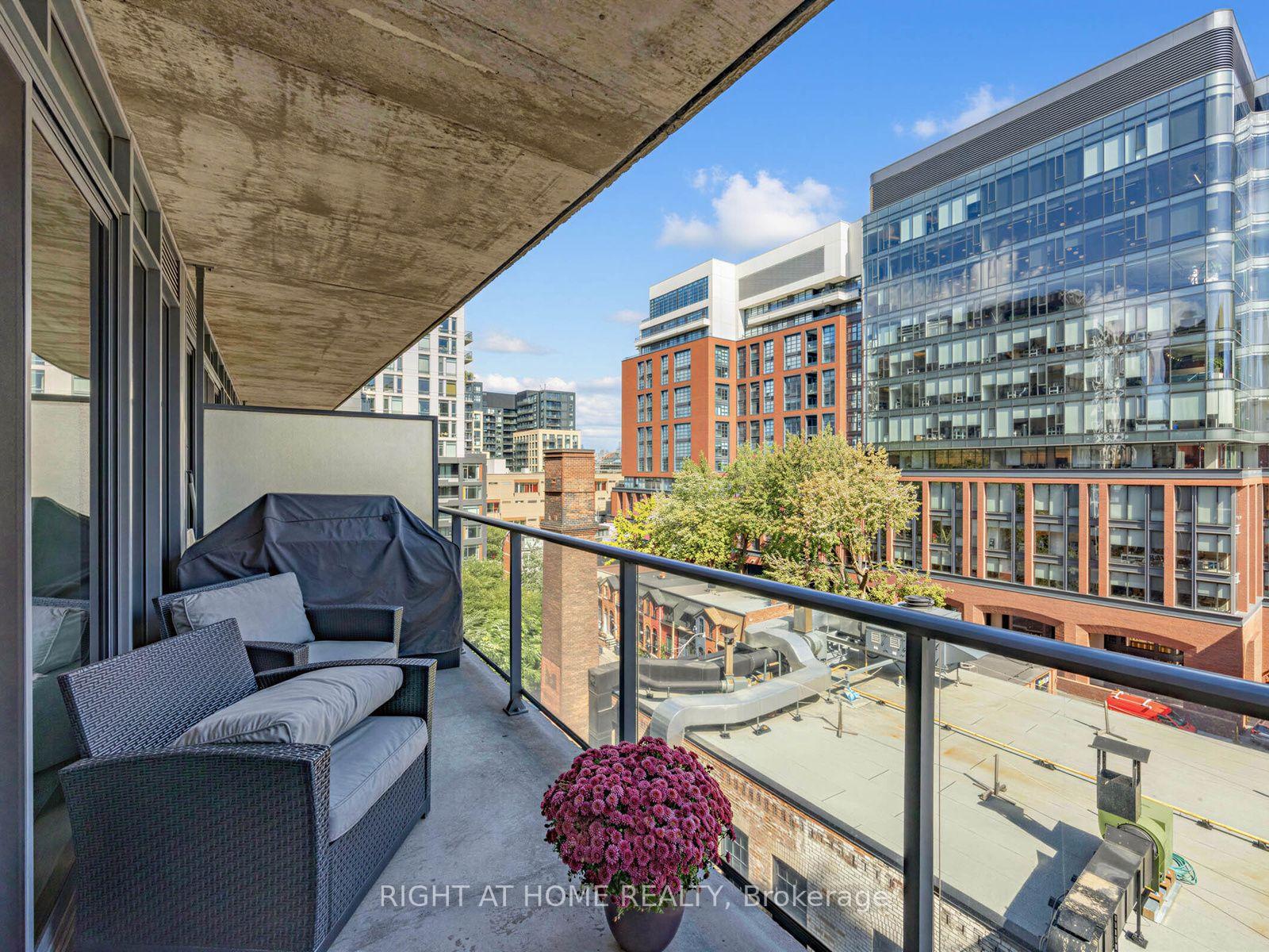 Photo 70 of Unit 708, 650 King Street West, Toronto, Waterfront Communities — HOMEH