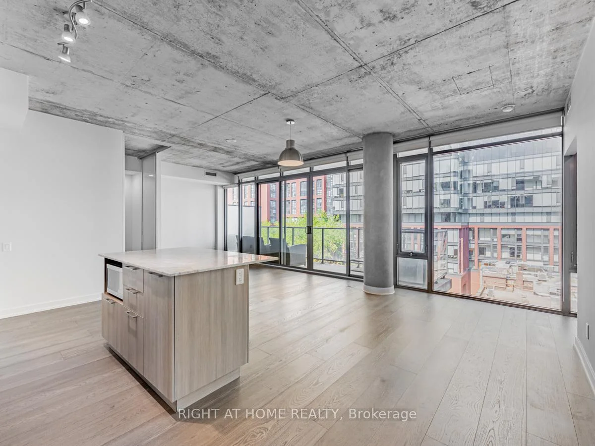 Photo 14 of Unit 708, 650 King Street West, Toronto, Waterfront Communities — HOMEH