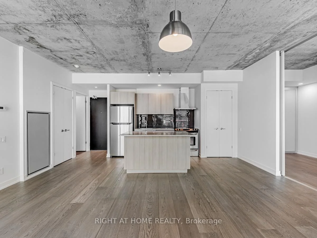 Photo 17 of Unit 708, 650 King Street West, Toronto, Waterfront Communities — HOMEH