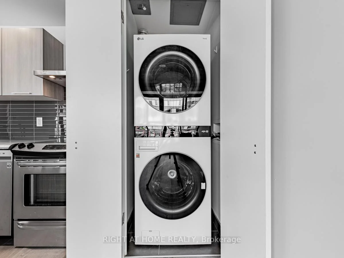 Photo 53 of Unit 708, 650 King Street West, Toronto, Waterfront Communities — HOMEH