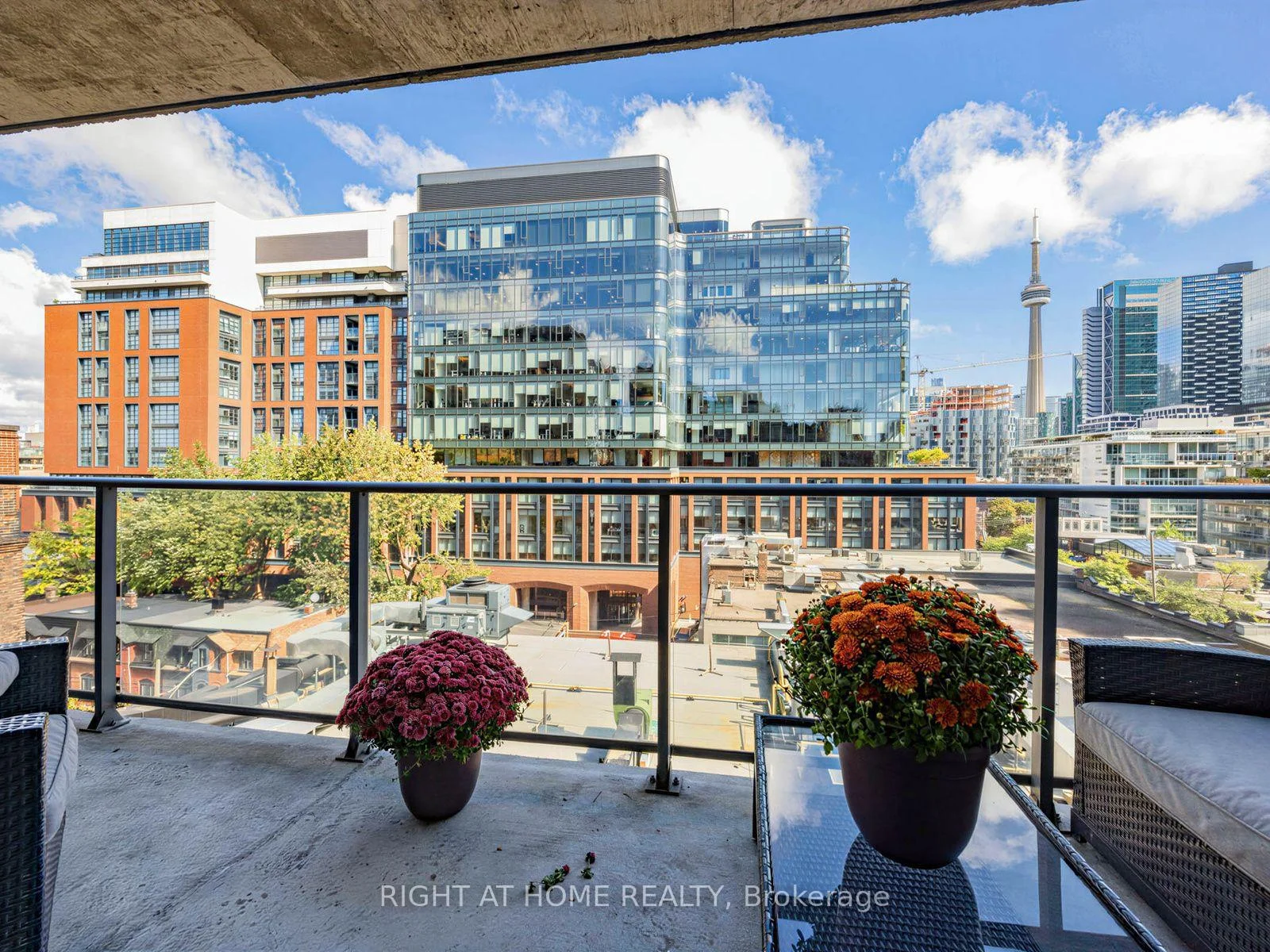 Photo 69 of Unit 708, 650 King Street West, Toronto, Waterfront Communities — HOMEH