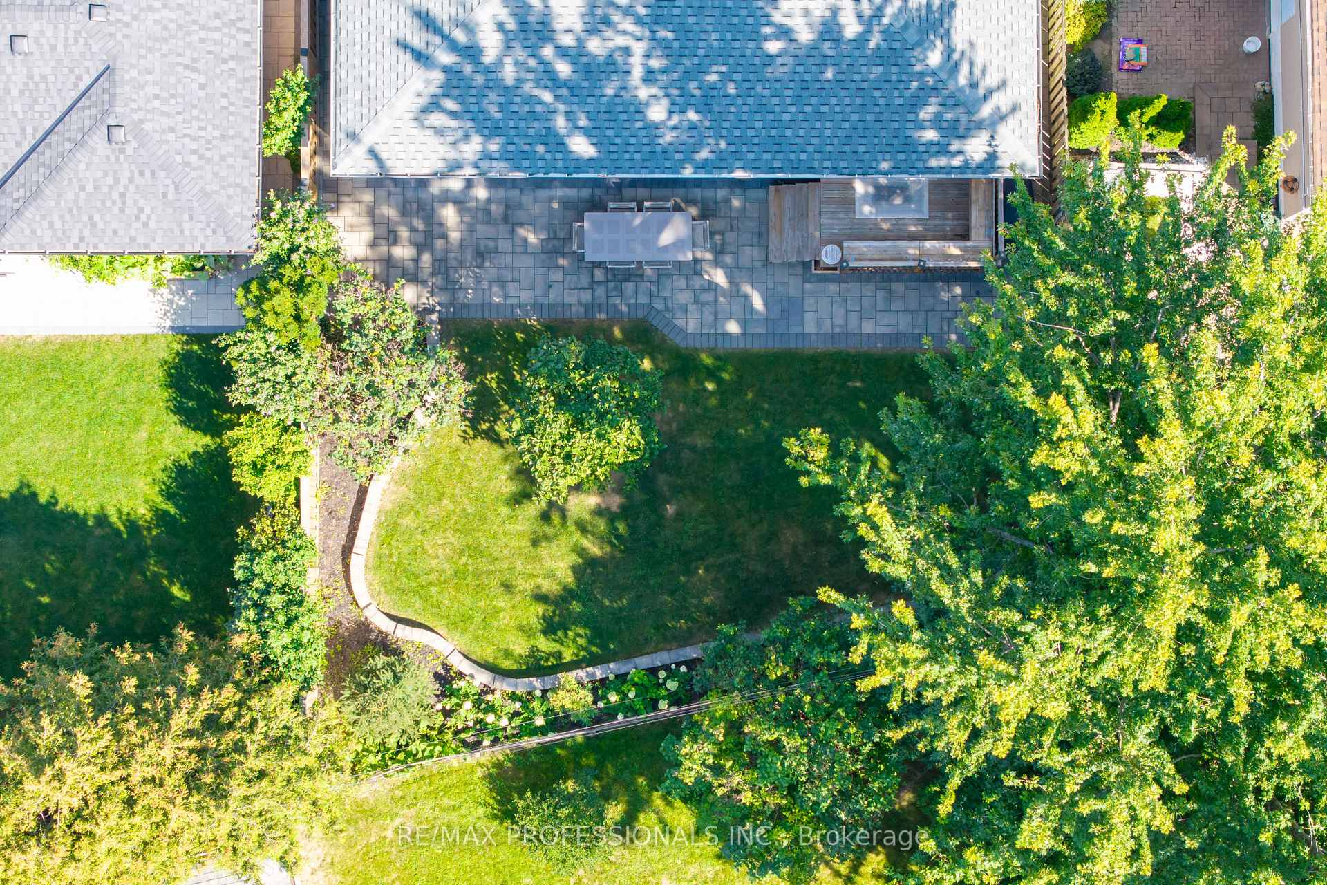 Photo 46 of 103 West Dean Park Drive, Etobicoke, Eringate-Centennial-West Deane — HOMEH