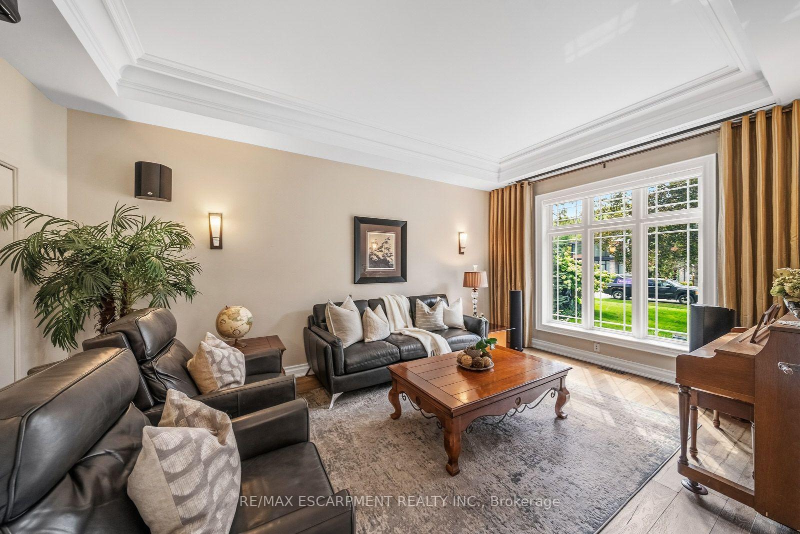 Photo 6 of 789 Sunset Road, Burlington, LaSalle — HOMEH