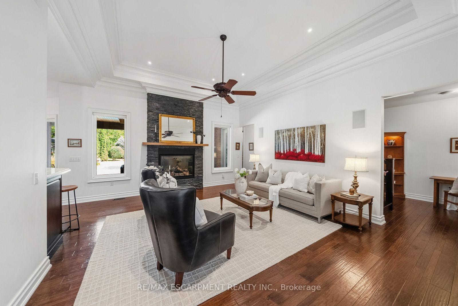 Photo 9 of 789 Sunset Road, Burlington, LaSalle — HOMEH