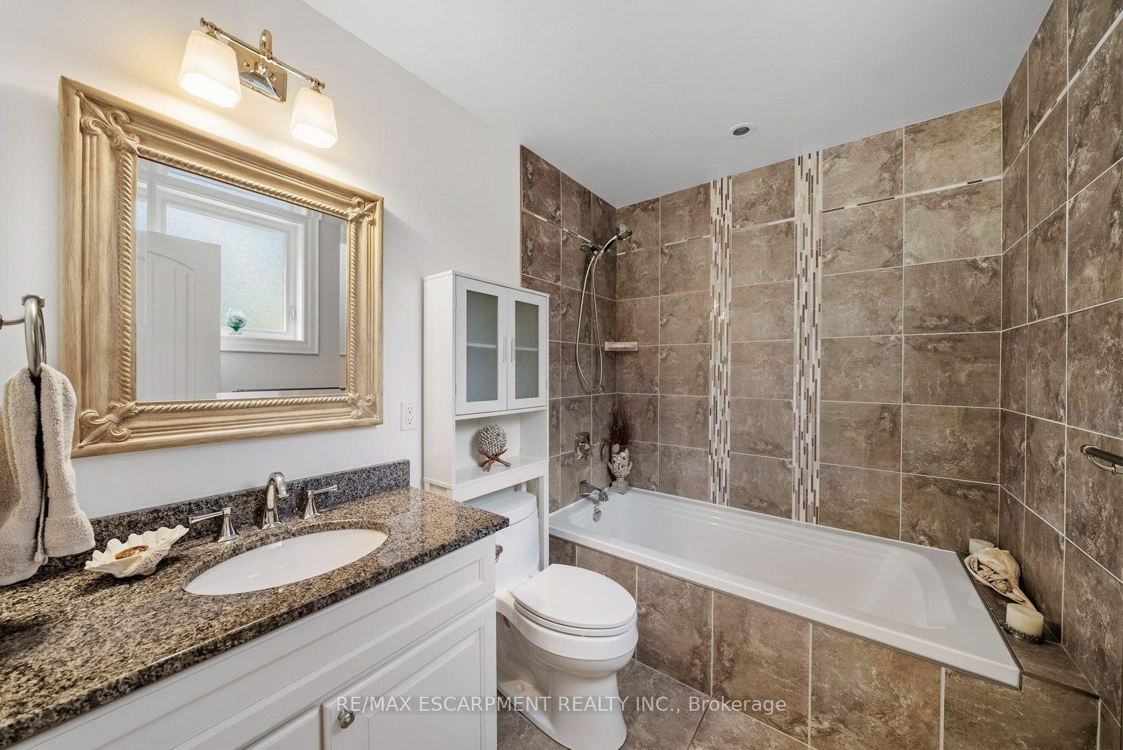 Photo 20 of 789 Sunset Road, Burlington, LaSalle — HOMEH