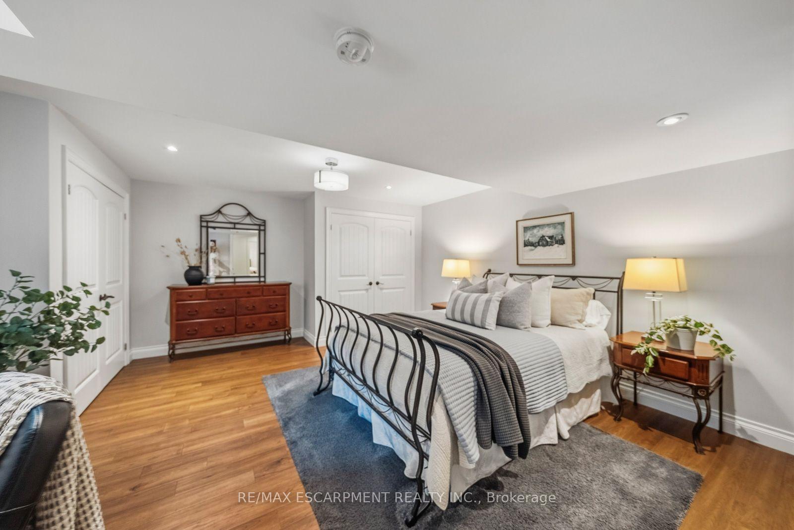 Photo 27 of 789 Sunset Road, Burlington, LaSalle — HOMEH