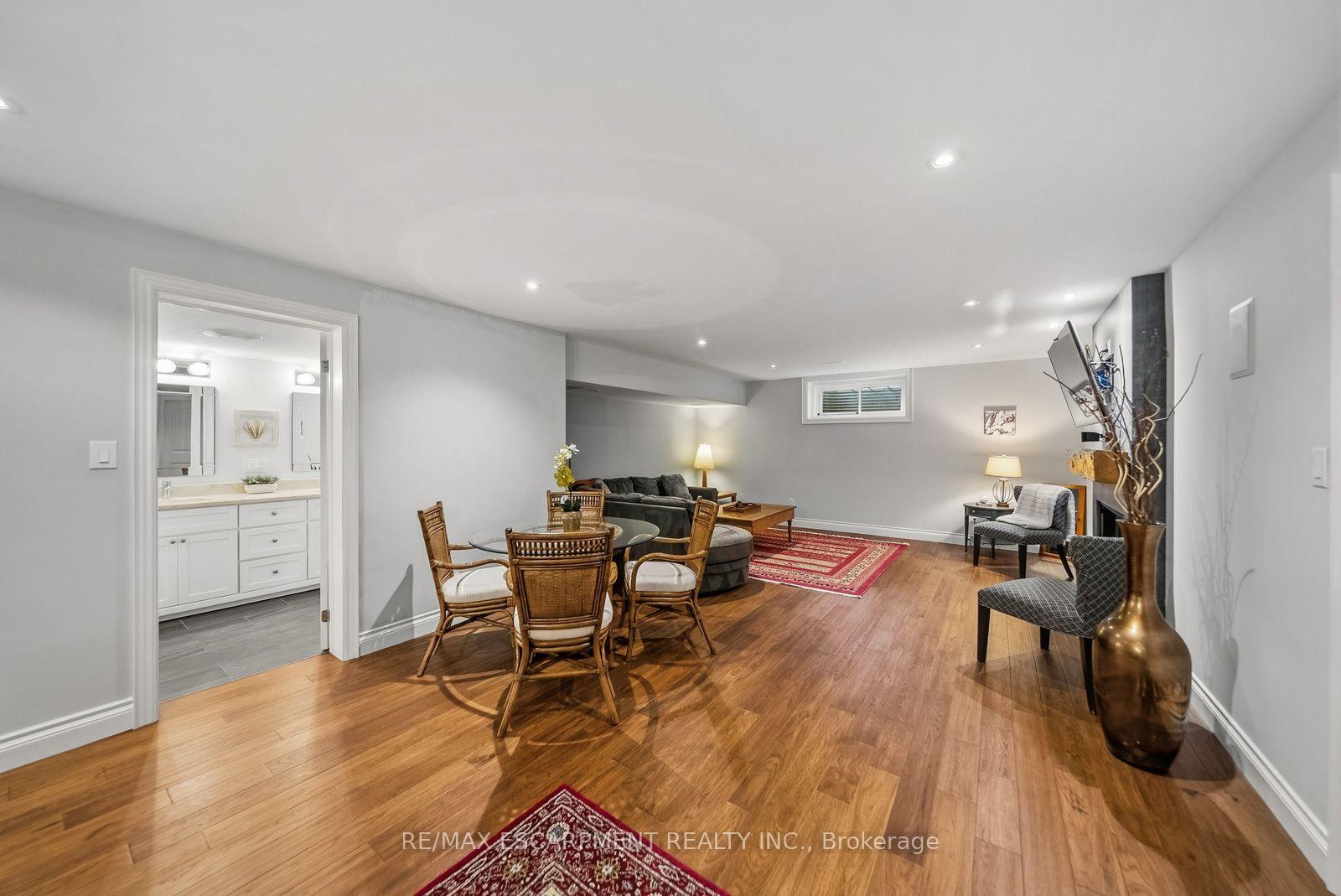 Photo 32 of 789 Sunset Road, Burlington, LaSalle — HOMEH