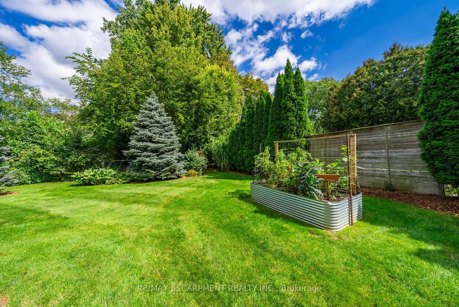 Photo 47 of 789 Sunset Road, Burlington, LaSalle — HOMEH