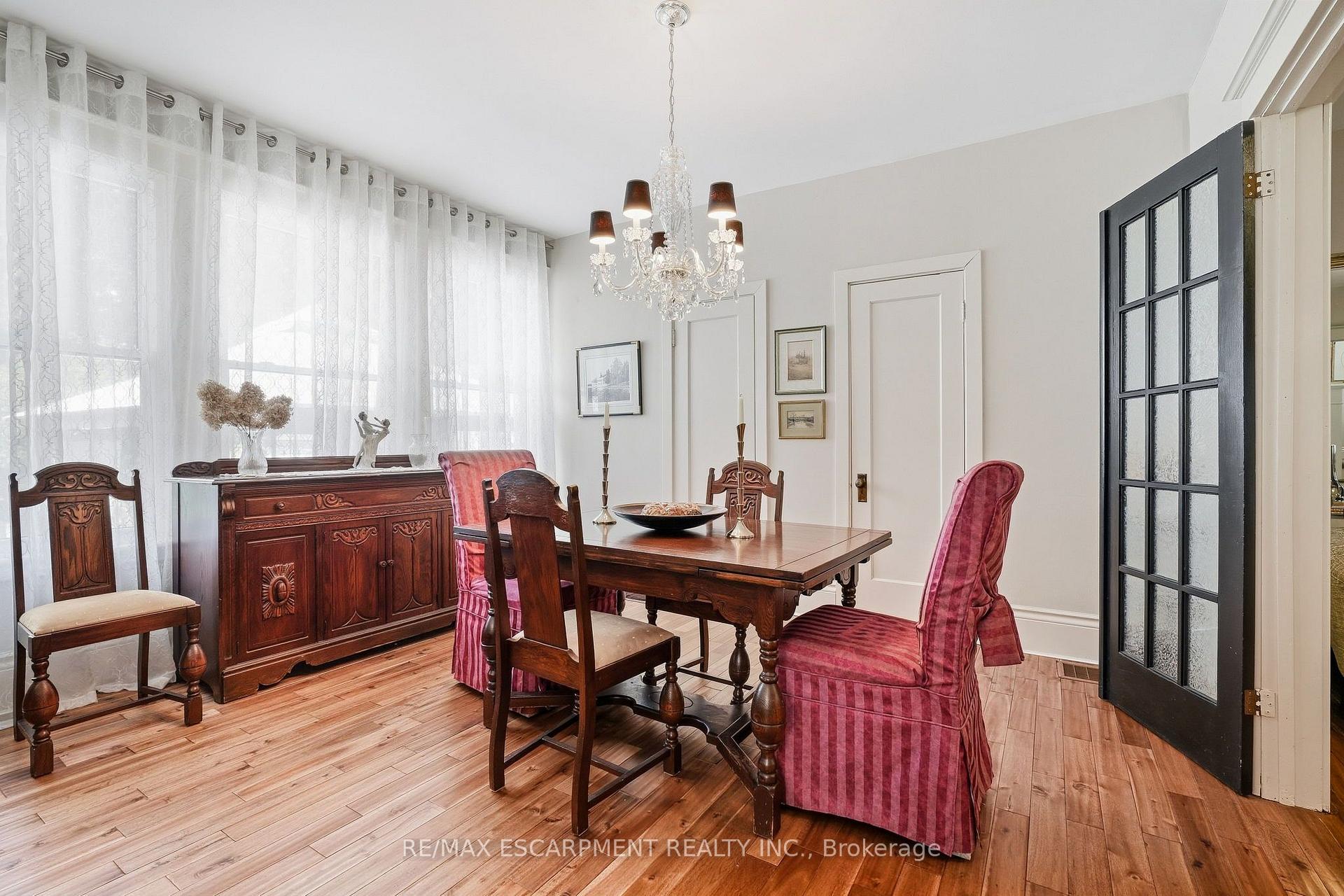 Photo 12 of 228 Sherman Avenue S, Hamilton, St. Clair — HOMEH
