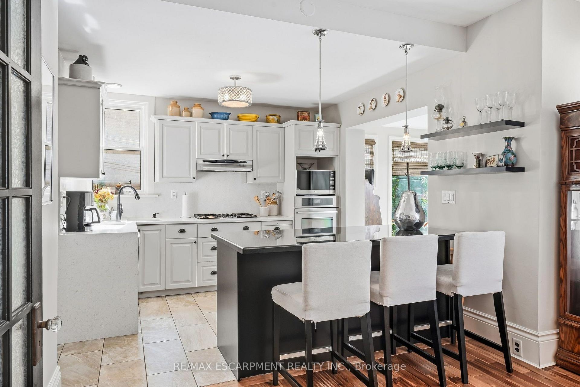 Photo 15 of 228 Sherman Avenue S, Hamilton, St. Clair — HOMEH